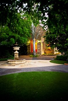 Elizabethan Lodge - Accommodation Perth 12