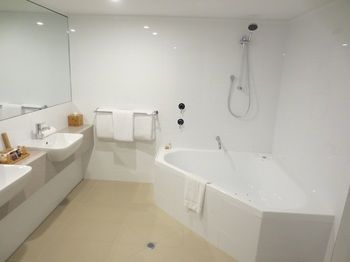 Dingley International Hotel - Accommodation Perth 7