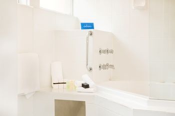 Adara East Melbourne - Accommodation Perth 2
