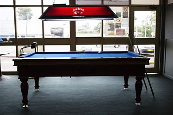Brown Jug Inn Hotel - Accommodation Perth 2