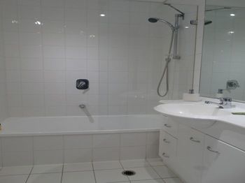 Alpha Apartments Melbourne - Perth Resorts 6