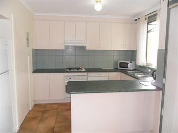 Australian Home Away @ Box Hill 32 - Accommodation Perth 11