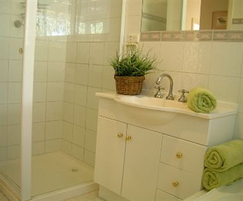 Australian Home Away @ Doncaster Grange Park - Accommodation Perth 20