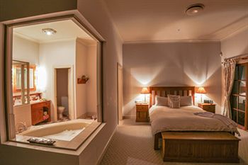 Strathearn Park Lodge - Accommodation Perth 1