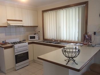 Australian Home Away @ Doncaster Andersons Creek 2 - Accommodation Perth 7