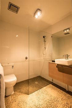 Orange Serviced Apartment - Accommodation Perth 0