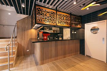 Brady Hotels - Accommodation Perth 7