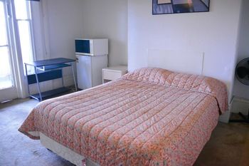 Oslo Hotel - Hostel - Accommodation Perth 9