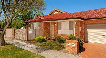 Waverley Corporate Townhouses - Accommodation Perth 1