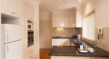 Waverley Corporate Townhouses - Accommodation Perth 4