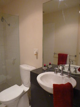 Australian Home Away @ Market Square Melbourne - Accommodation Perth 0