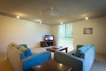 Palm Court Noosa - Accommodation Perth 4