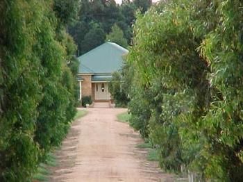 Pericoe Retreat Bed & Breakfast - Accommodation Perth 1
