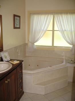 Pericoe Retreat Bed & Breakfast - Accommodation Perth 9