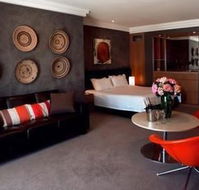 Hotel Ravesis - Accommodation Perth