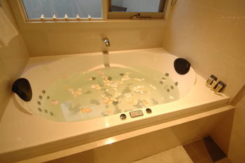 Araluen Villas - Accommodation Perth 6