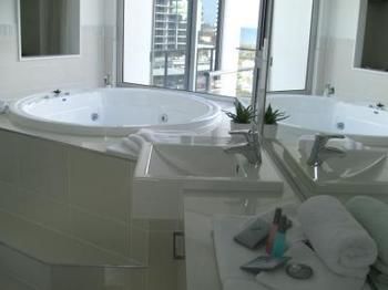 Silver Sea On Sixth Resort - Accommodation Perth 4