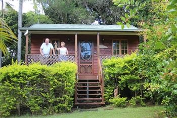 Sunshine Valley Cottages - Accommodation Perth 4