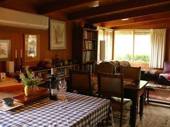 The Burrow At Wombat Bend - Accommodation Perth 26