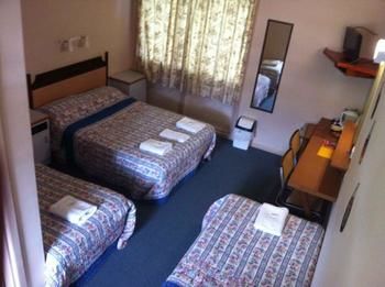 Bushmans Retreat Motor Inn - Accommodation Perth 8