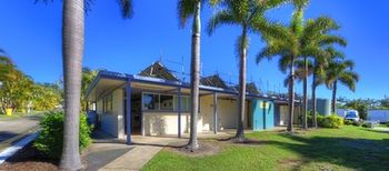 Alex Beach Cabins - Perth Resorts 24