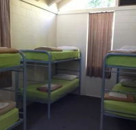 Noosa Backpackers Resort - Hostel - Accommodation Perth