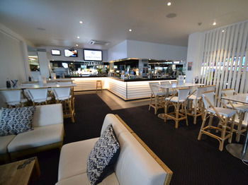 Crossroads Hotel Liverpool - Perth Resorts 34