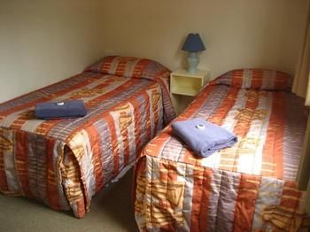 Australian Motor Homes Tourist Park - Accommodation Perth 11