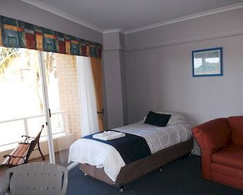 Ulladulla Harbour Motel - Accommodation Perth 2