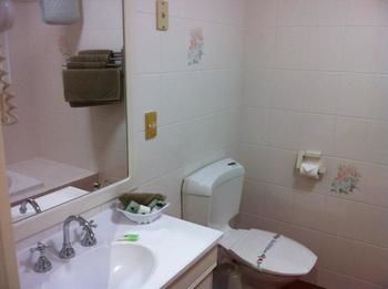 Golden Grain Motor Inn - Accommodation Perth 6