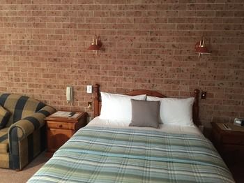 Golden Grain Motor Inn - Accommodation Perth 10