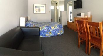 Old Maitland Inn - Accommodation Perth 14
