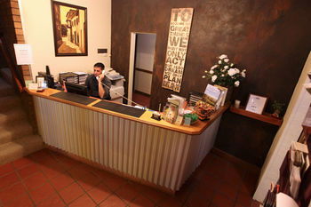 Countryman Motor Inn - Accommodation Perth 0