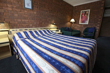 Countryman Motor Inn - Accommodation Perth 17