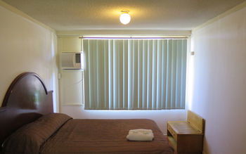 Amg Motel & Serviced Apartments - Perth Resorts 4