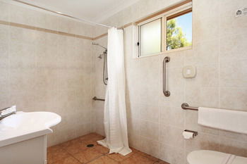 Edward Parry Motel & Apartments - Accommodation Perth 3