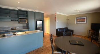 Edward Parry Motel & Apartments - Accommodation Perth 25