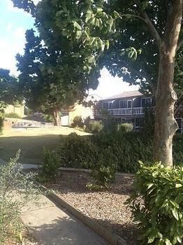Bathurst Apartments - Accommodation Perth 9