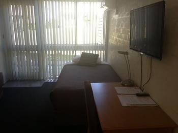 Bathurst Apartments - Accommodation Perth 11