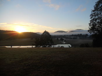 Yabbaloumba Retreat - Perth Resorts 27