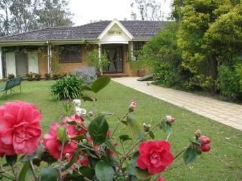 Hill Top Country Guest House - Accommodation Perth 1