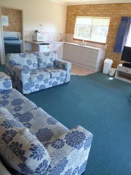 Mollymook Surfbeach Motel And Apartments - Accommodation Perth 11