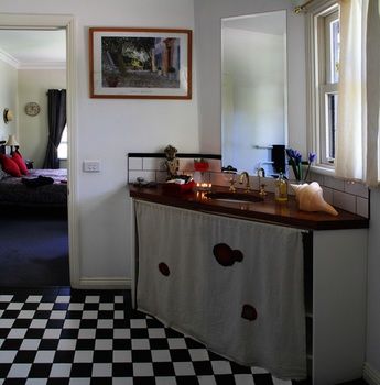 Merrow Cottages - Accommodation Perth 11