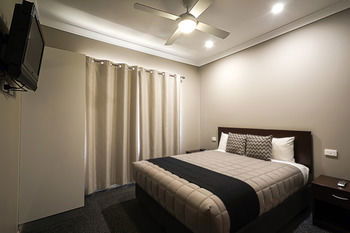 Akuna Motor Inn And Apartments - Accommodation Perth 9