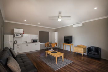 Akuna Motor Inn And Apartments - Accommodation Perth 12