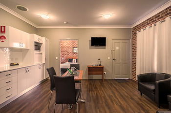 Akuna Motor Inn And Apartments - Accommodation Perth 18