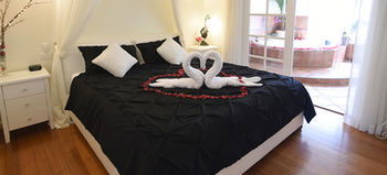 Lakeside Cottage - Accommodation Perth 4