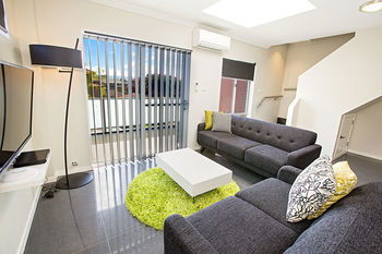 Astina Serviced Apartments - Parkside - Accommodation Perth 9