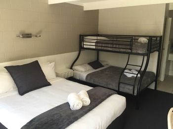 Buderim Fiesta Motel - Perth Resorts 10