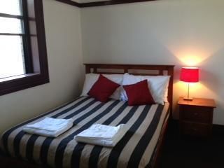 The Cooks Hill Hotel - Accommodation Perth 0